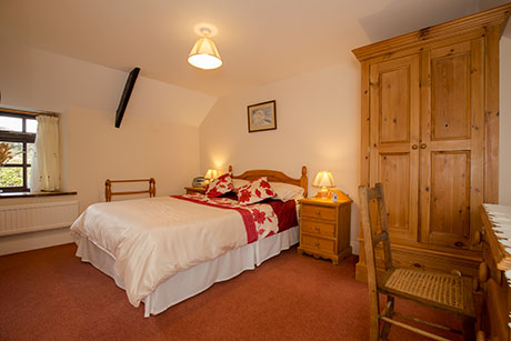 Ostlers Cottage Bedroom